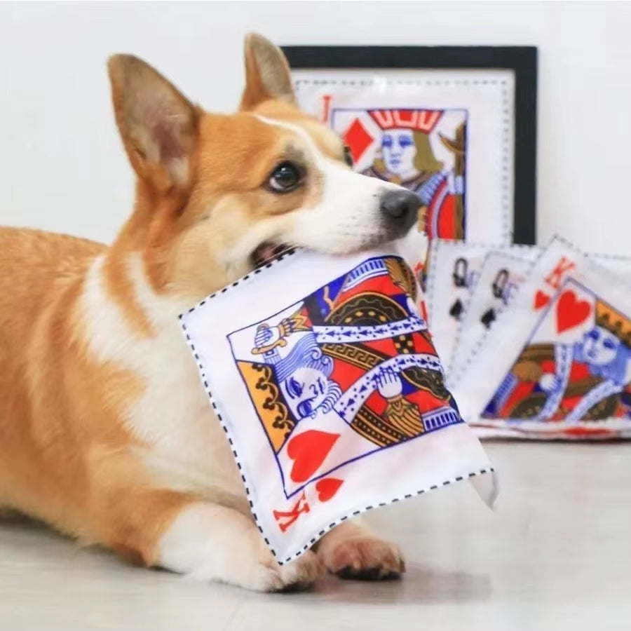 1Pc Tearproof Pet Dog Sound Toy Simulated Squeaking Newspaper Playingcard K Q J Teeth Resistant Corgi Teddy Puppy Interactive
